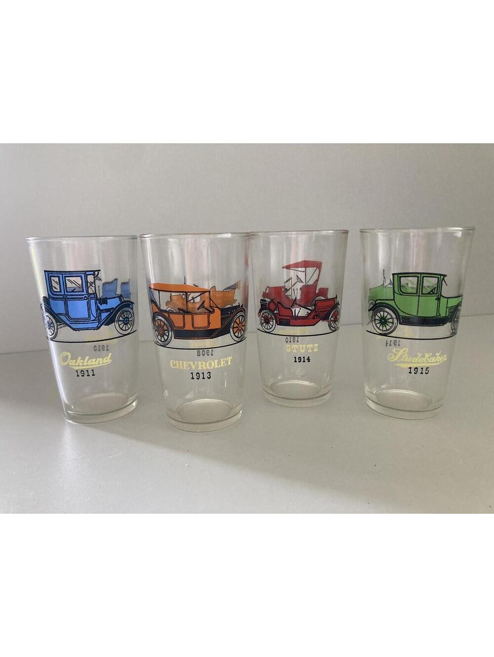 Collectors SET OF 4 Hazel-Atlas Antique Cars Barware Tumblers (Height 5 inches)